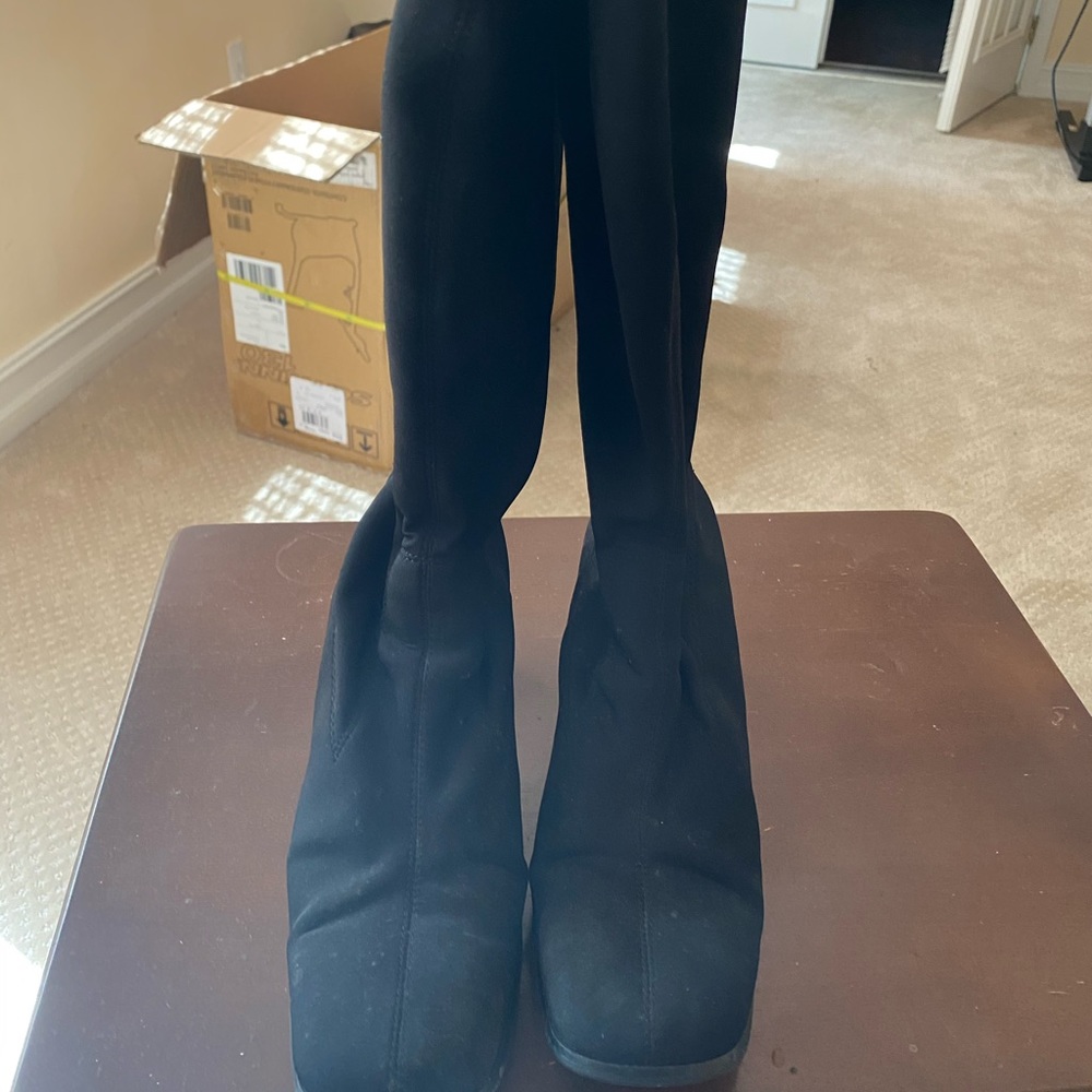 Knee high cloth boots